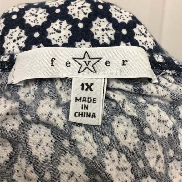 Fever Women’s Short Sleeve Elastic Collar Geometric Tunic, Navy, size 1X - Picture 6 of 8